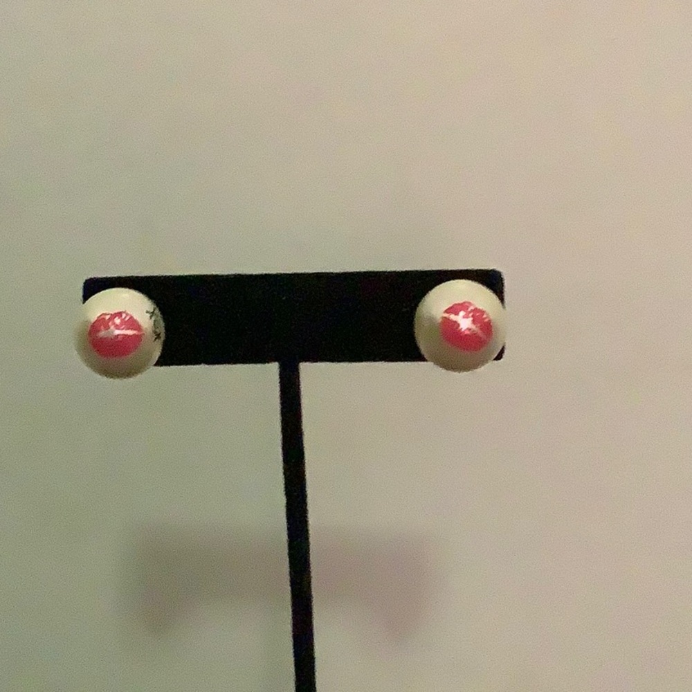 Betsy Johnson XOX Betsy Pearl Earrings